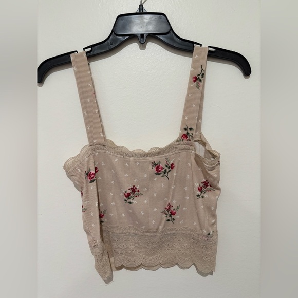 Forever 21 floral tank size medium - Picture 2 of 4